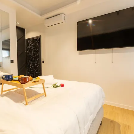 Apartment Tsakalof 17 Jacuzzi Kolonaki By Zeussuites *